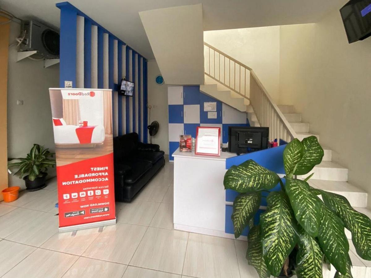เรดดอร์ซ ชาเรียะห์ แอต ปาห์ลาวัน ซิโดอาร์โจ Hotel ภายนอก รูปภาพ